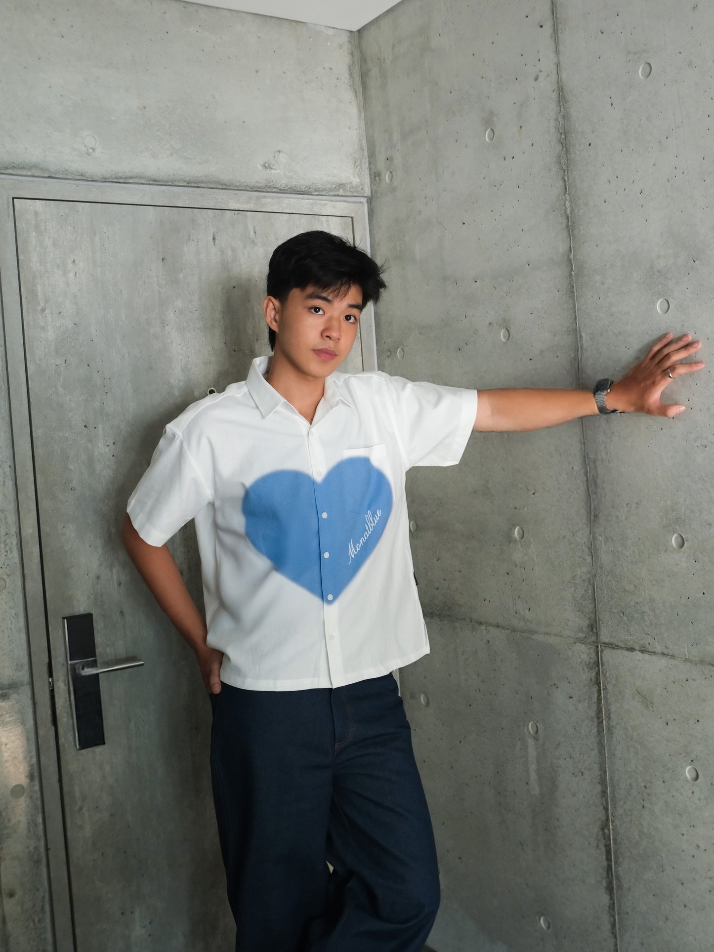 SHIRT White Boxy Blue Heart