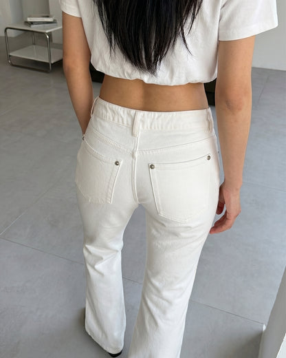Essential Flare Jeans