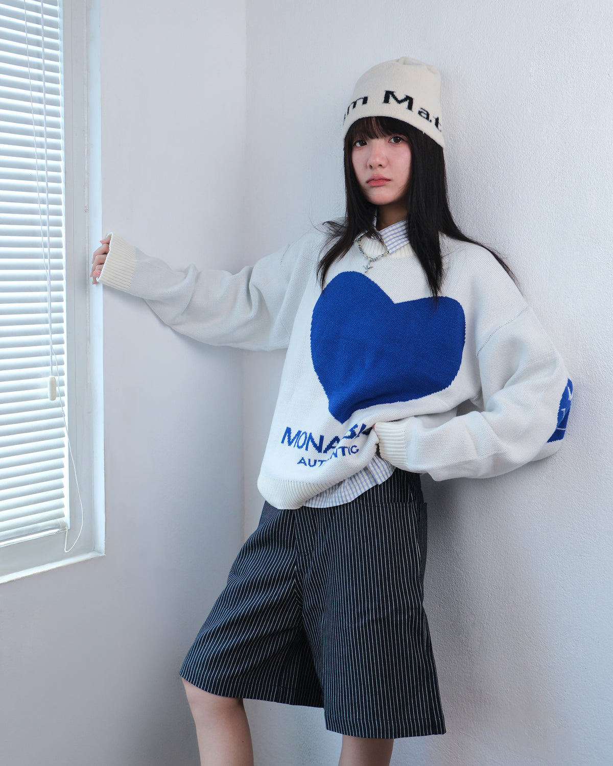 LOOK 08