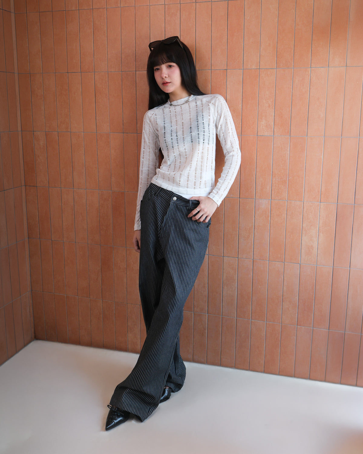 LOOK 08