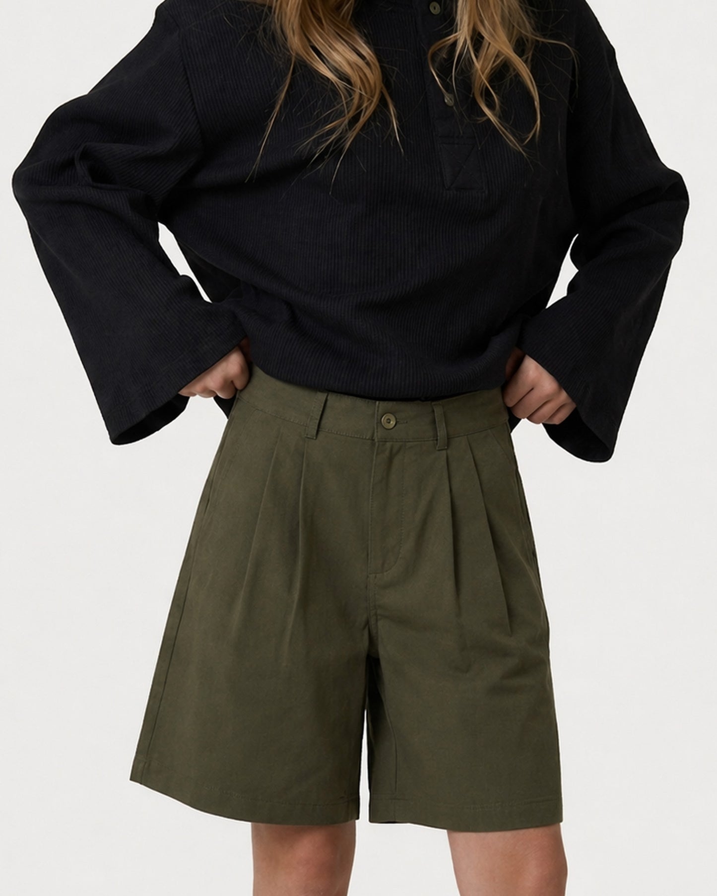Short Carrier Olive Cargo